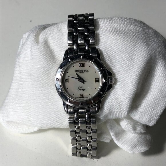 Raymond Weil Women's Watch Silver Toned Quartz 25MM Steel Tango Pearl Wrist - Picture 3 of 13